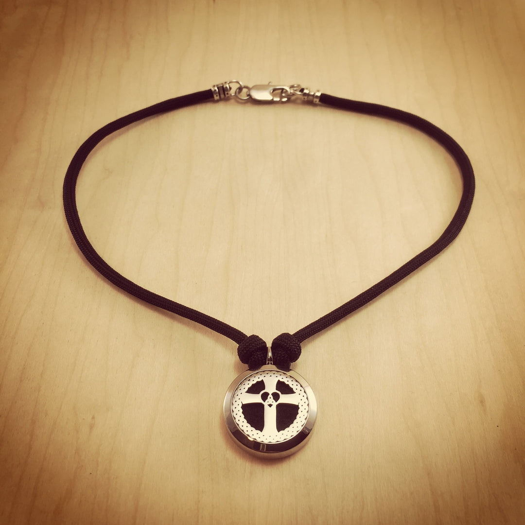 Cross Heart Trinity Aromatherapy Locket 25mm