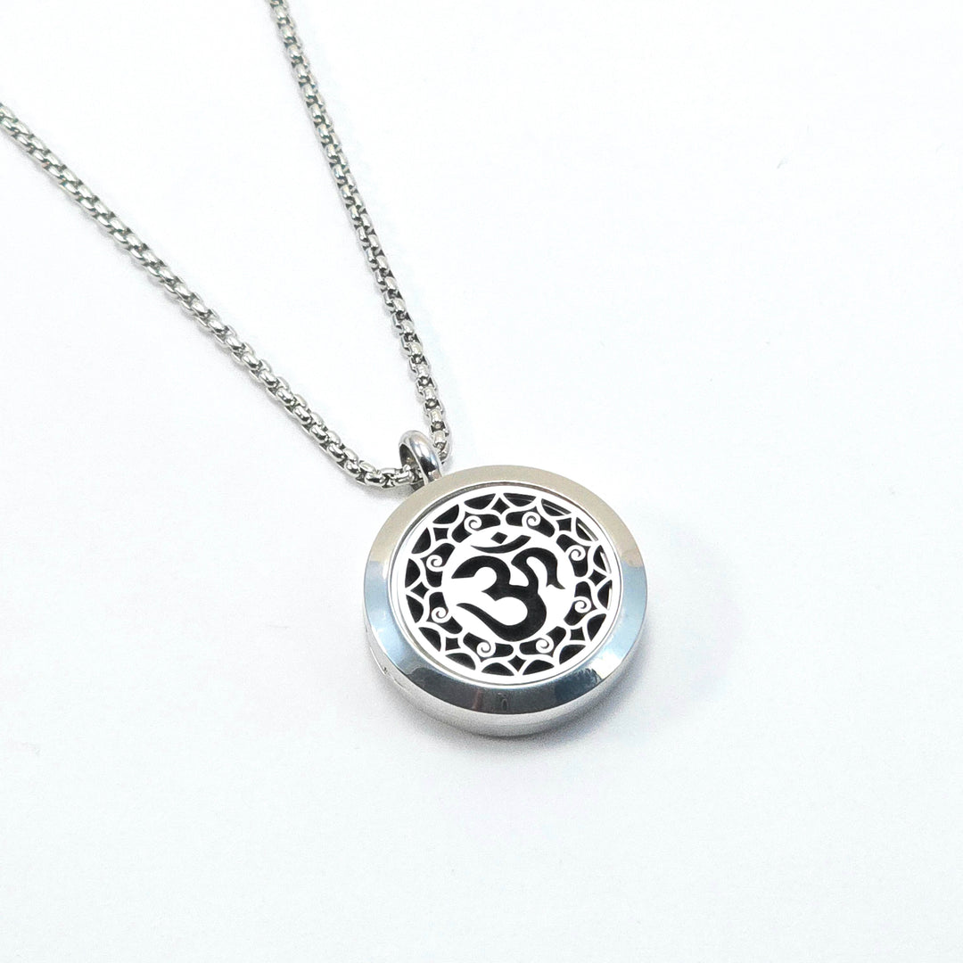 AUM (OM) Aromatherapy Locket 25mm - Earth Frequency Infused